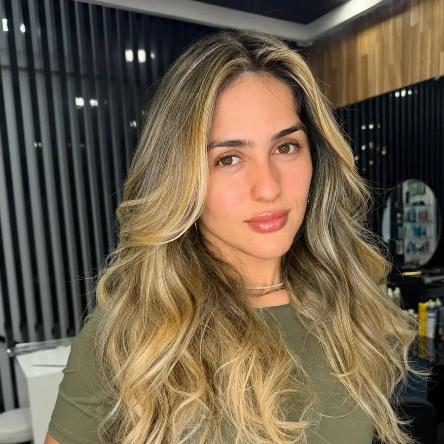 Cabelo de assinatura Santo Fio Hair