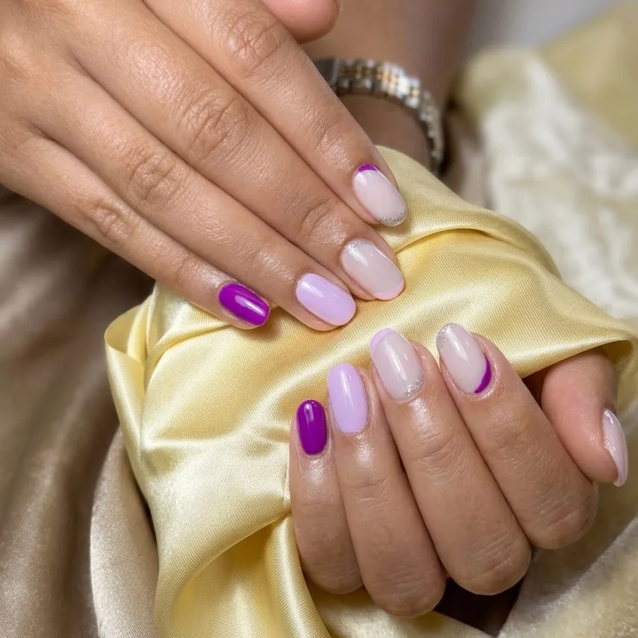 Nail art lilás